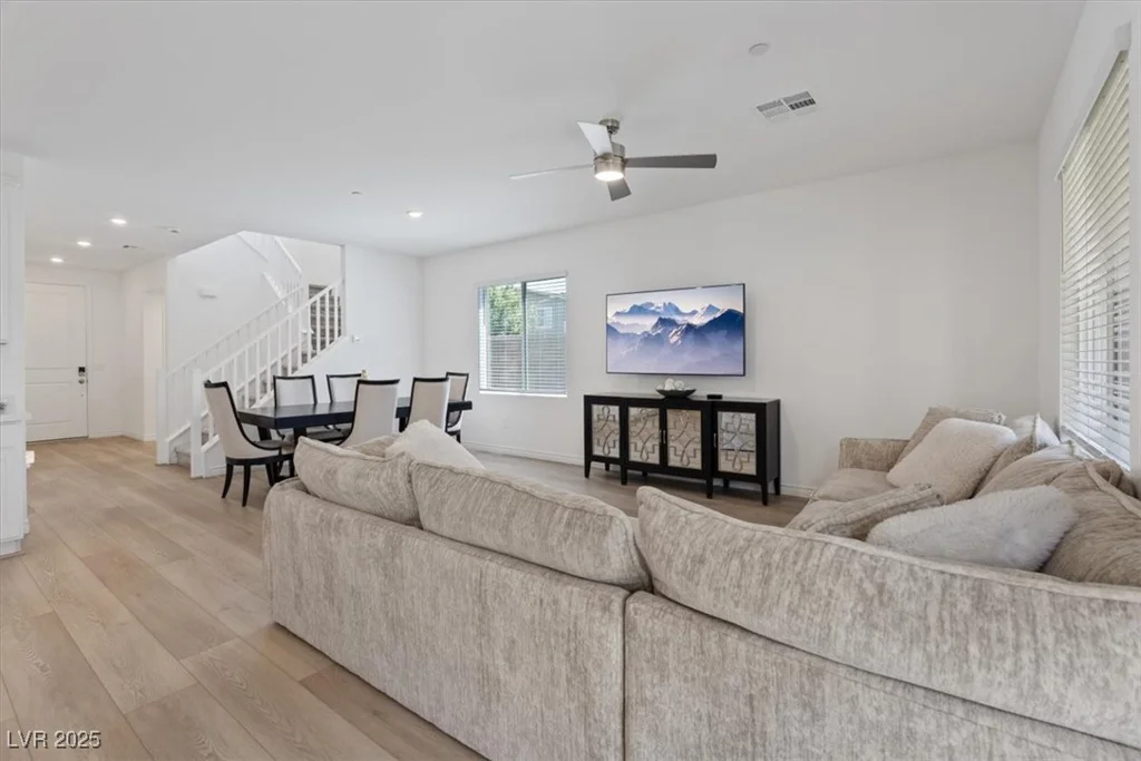 9221 Alden Pointe, Las Vegas, NV 89143