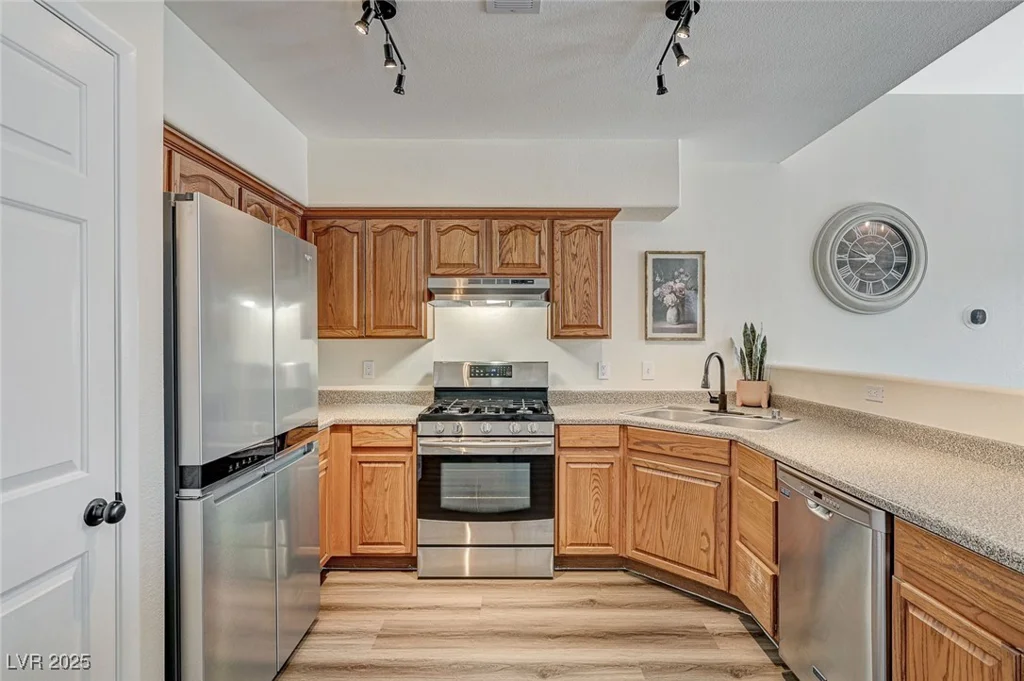9303 Gilcrease, Las Vegas, NV 89149