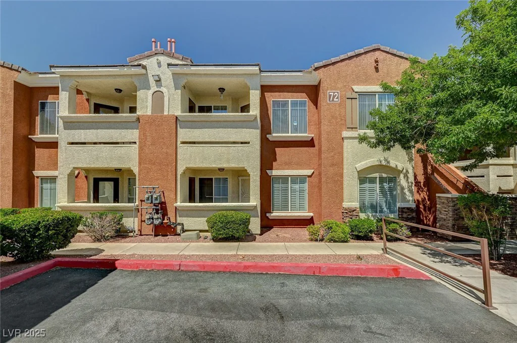 9303 Gilcrease, Las Vegas, NV 89149