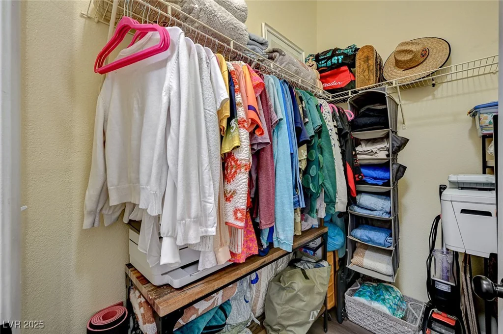 9303 Gilcrease, Las Vegas, NV 89149