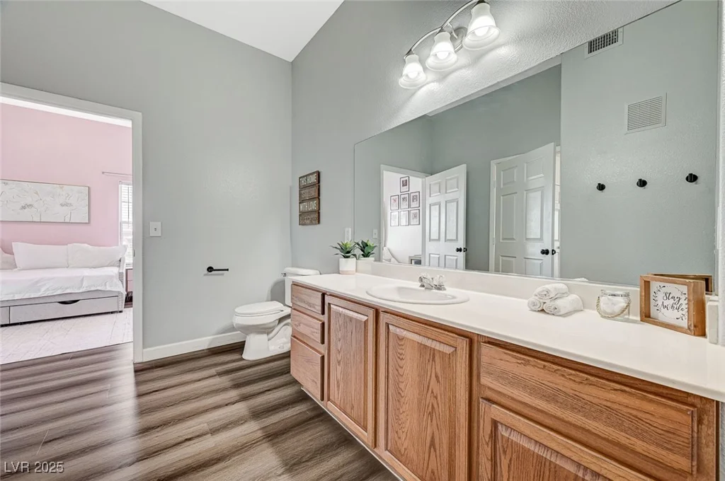 9303 Gilcrease, Las Vegas, NV 89149