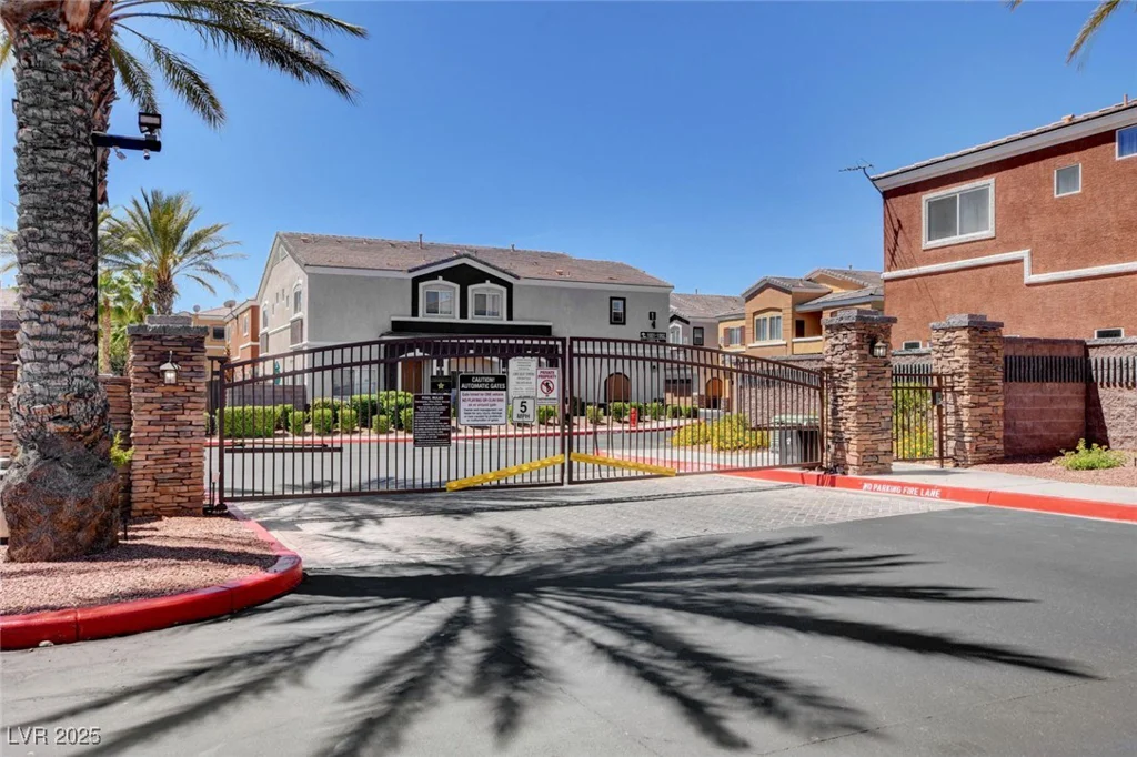 9303 Gilcrease, Las Vegas, NV 89149