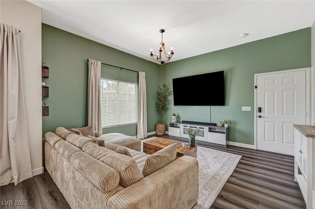 9303 Gilcrease, Las Vegas, NV 89149
