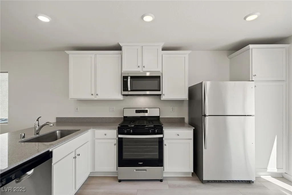 2618 Lily Point, Las Vegas, NV 89156