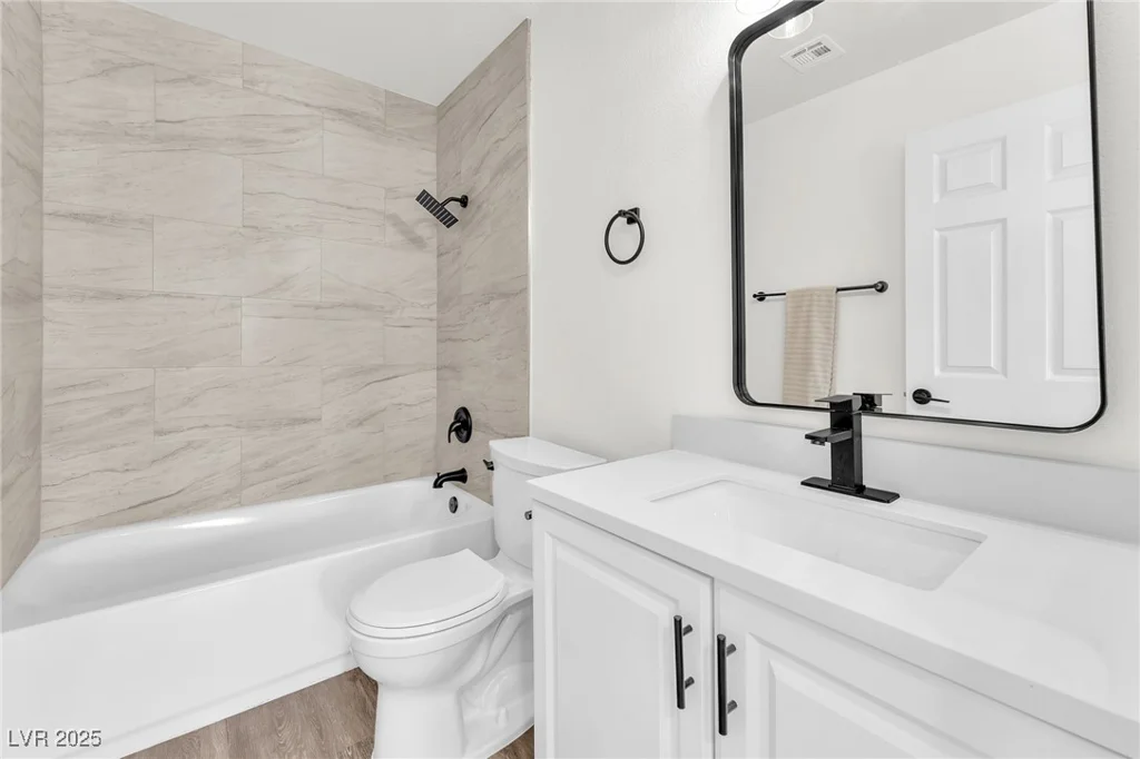 3440 White Mission, Las Vegas, NV 89129