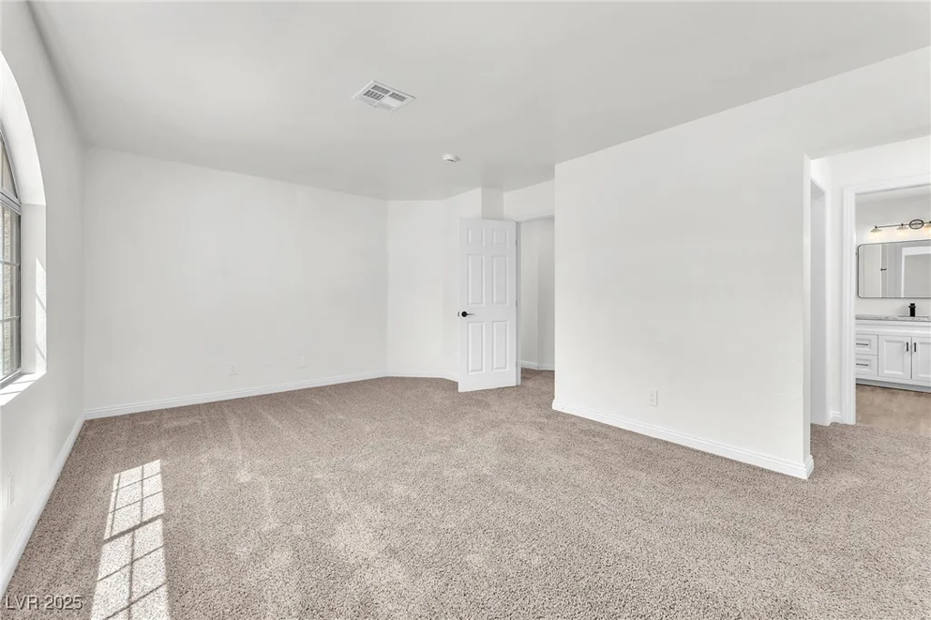 3440 White Mission, Las Vegas, NV 89129