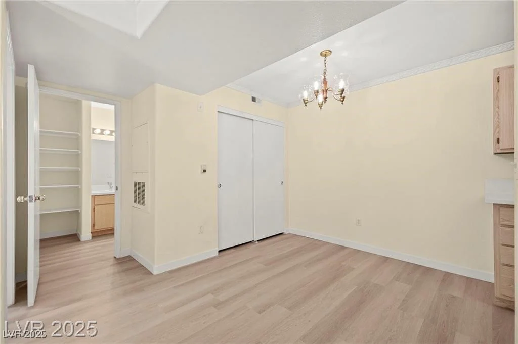 7885 Flamingo, Las Vegas, NV 89147