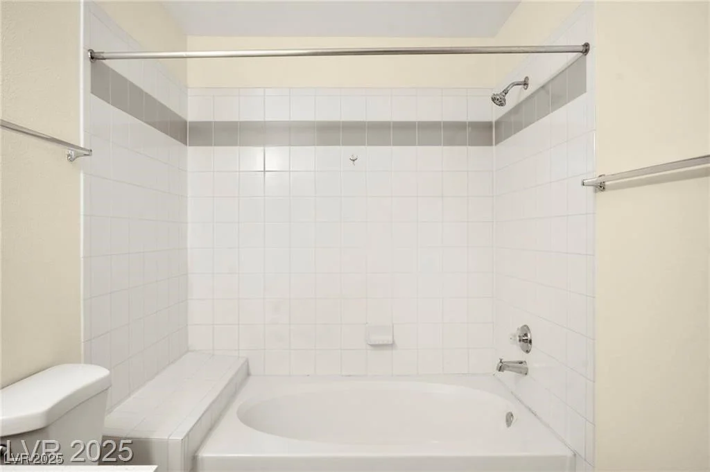 7885 Flamingo, Las Vegas, NV 89147