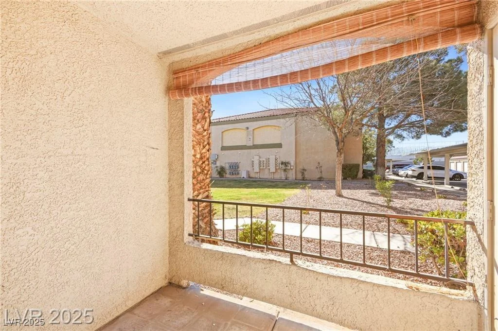 7885 Flamingo, Las Vegas, NV 89147