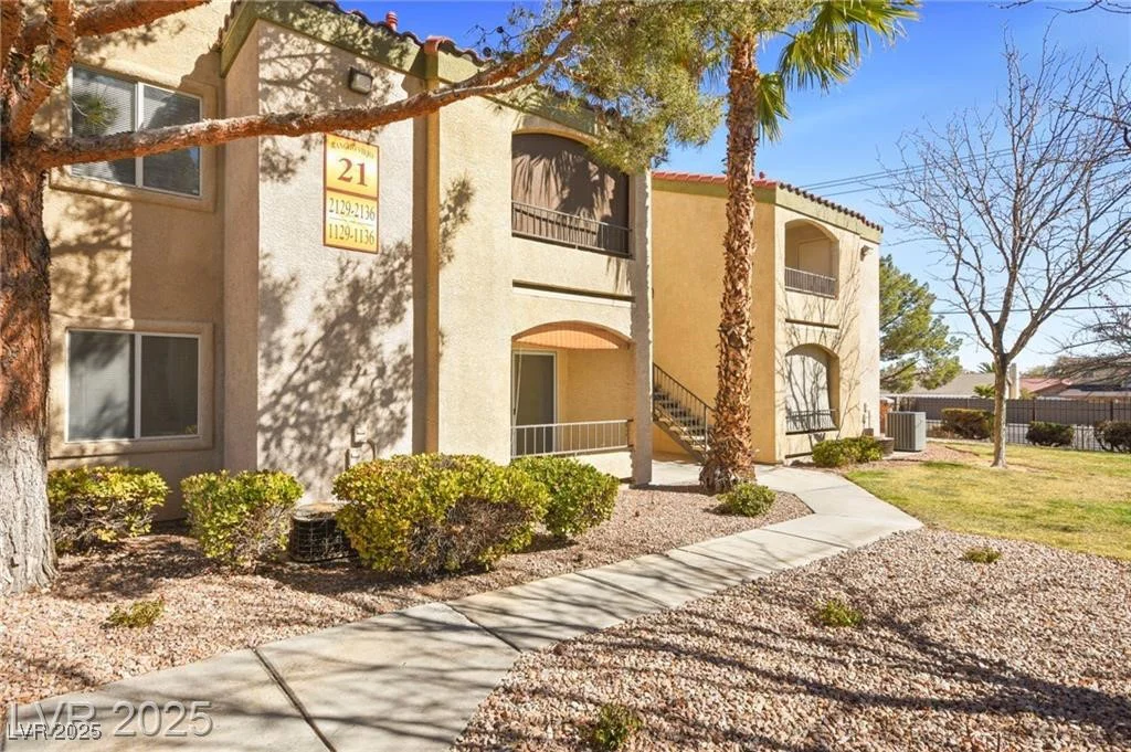 7885 Flamingo, Las Vegas, NV 89147