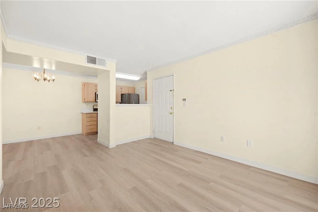7885 Flamingo, Las Vegas, NV 89147