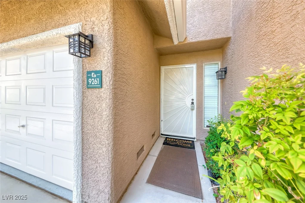 9261 Apache Springs, Las Vegas, NV 89117