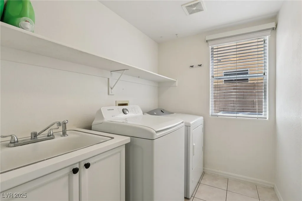 3320 Indian Moon, Las Vegas, NV 89129