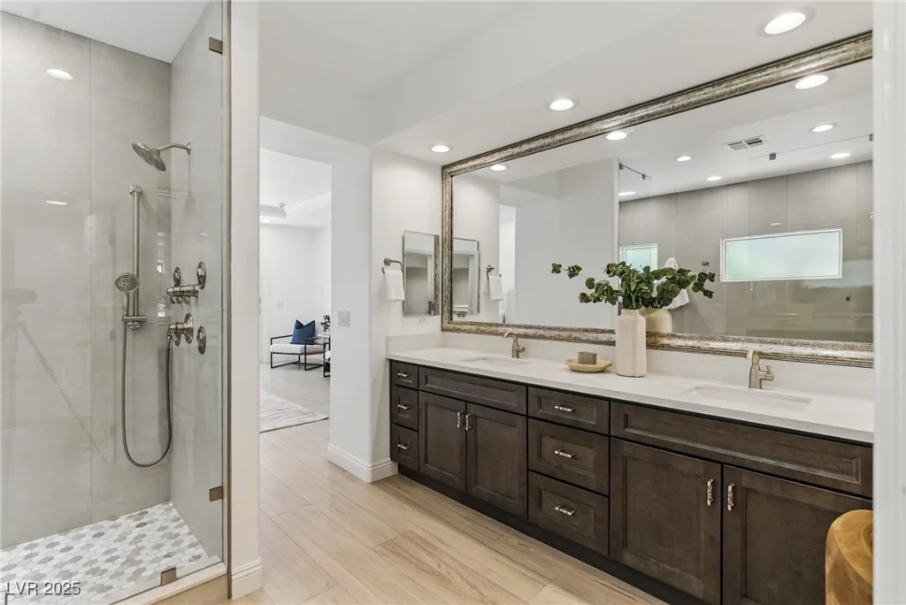 11775 Woodbrook, Las Vegas, NV 89141