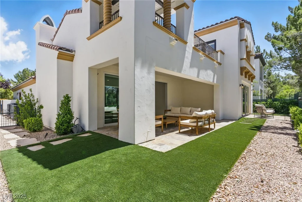 11775 Woodbrook, Las Vegas, NV 89141