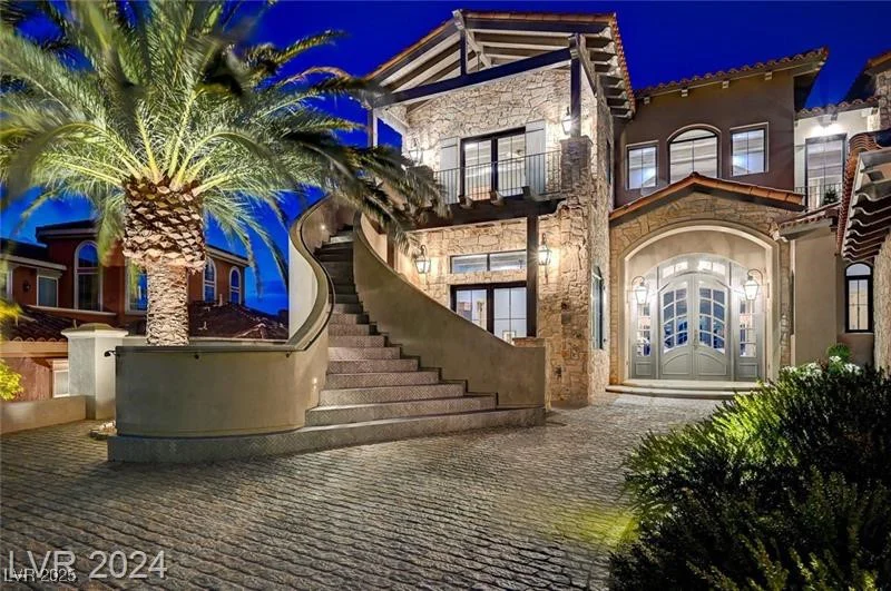 30 Via Tiberius, Henderson, NV 89011