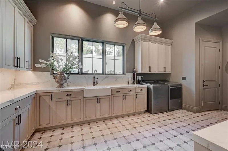 30 Via Tiberius, Henderson, NV 89011