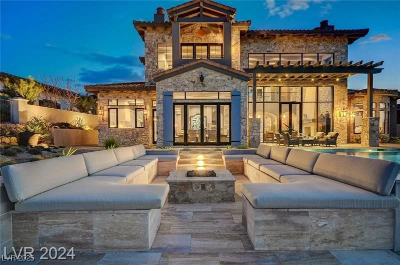 30 Via Tiberius, Henderson, NV 89011