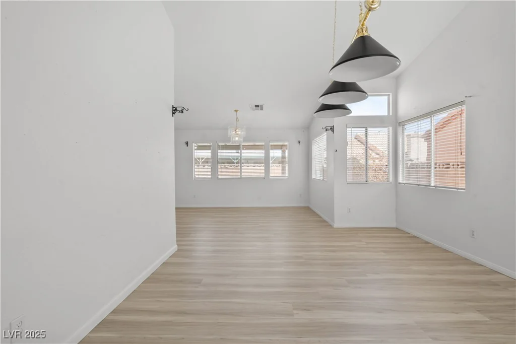 920 Serpentina, Las Vegas, NV 89123
