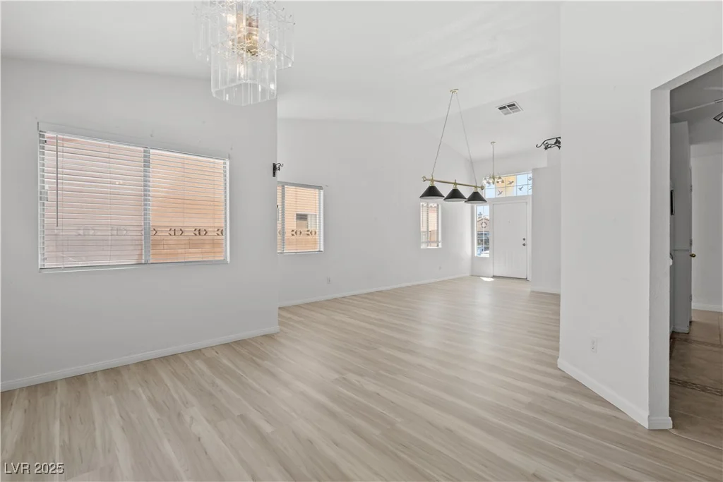 920 Serpentina, Las Vegas, NV 89123