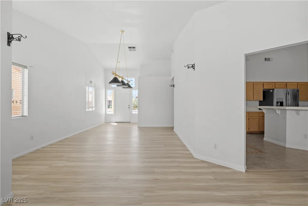 920 Serpentina, Las Vegas, NV 89123