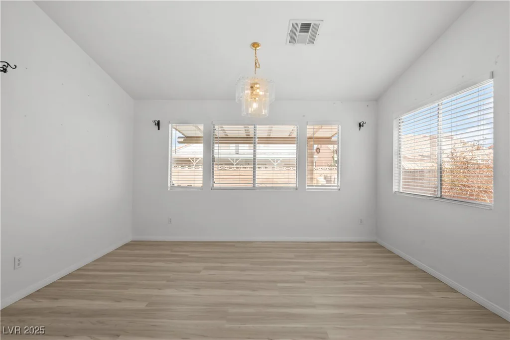 920 Serpentina, Las Vegas, NV 89123