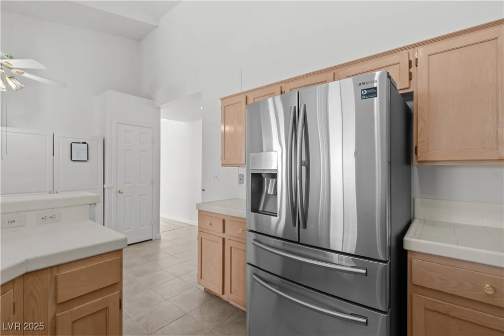920 Serpentina, Las Vegas, NV 89123