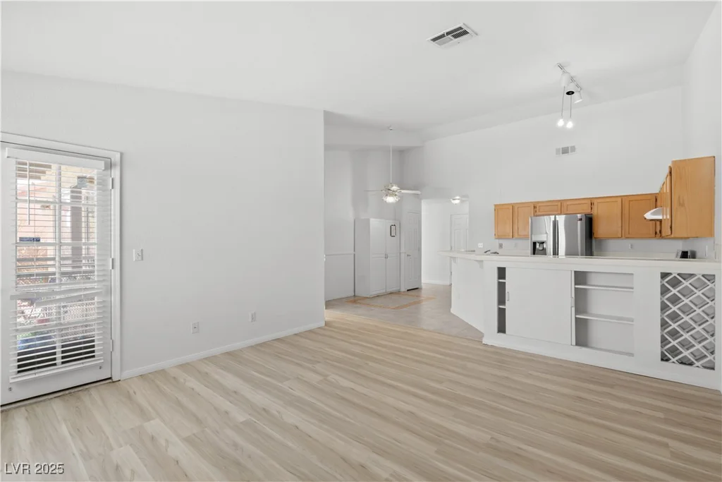 920 Serpentina, Las Vegas, NV 89123