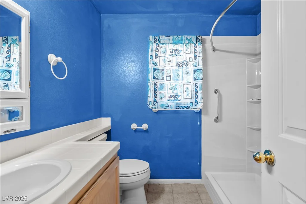 920 Serpentina, Las Vegas, NV 89123