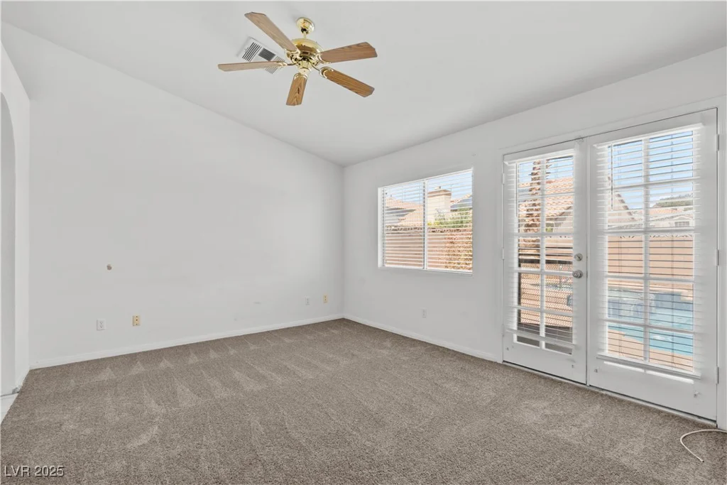 920 Serpentina, Las Vegas, NV 89123