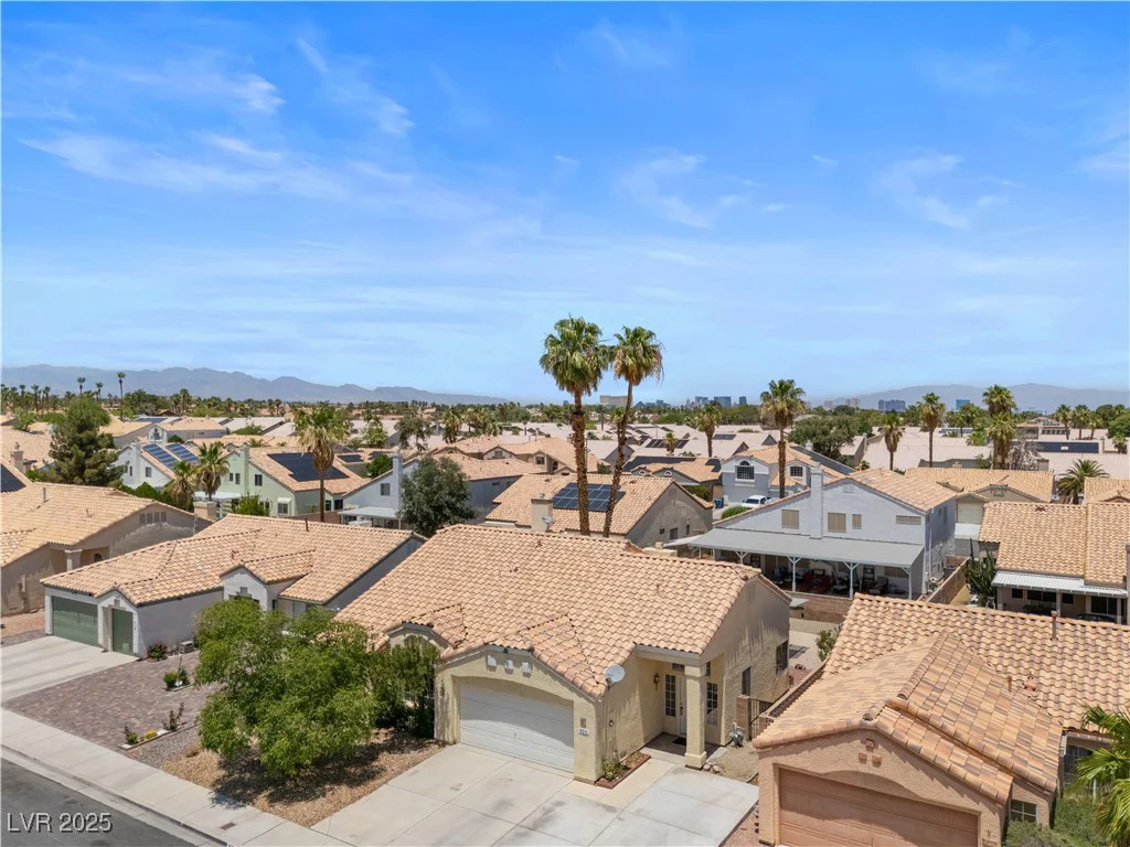 920 Serpentina, Las Vegas, NV 89123