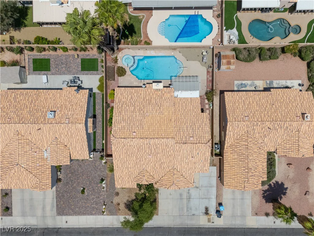 920 Serpentina, Las Vegas, NV 89123