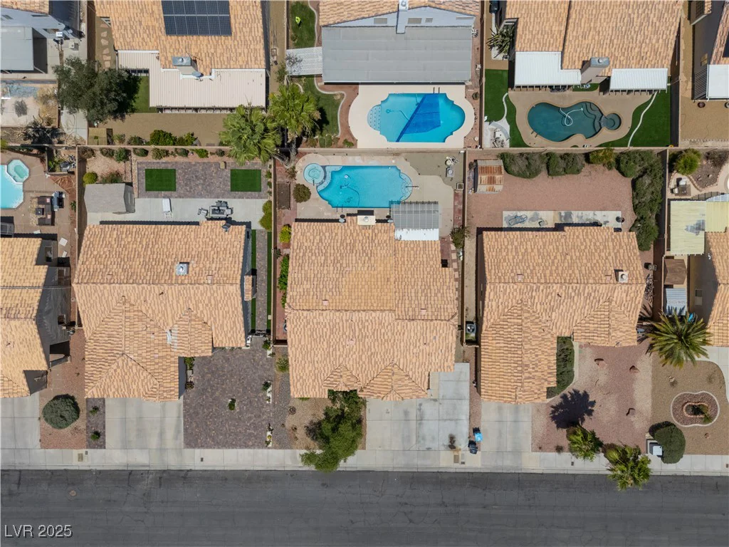920 Serpentina, Las Vegas, NV 89123