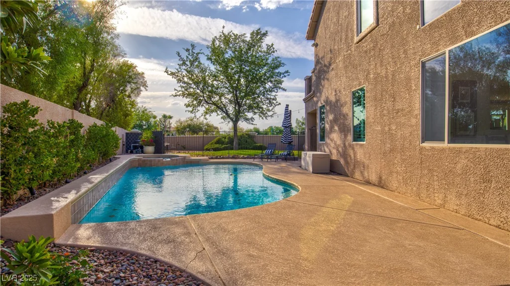1513 Ravanusa, Henderson, NV 89052