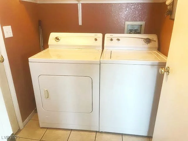 4314 Flaming Ridge, Las Vegas, NV 89147