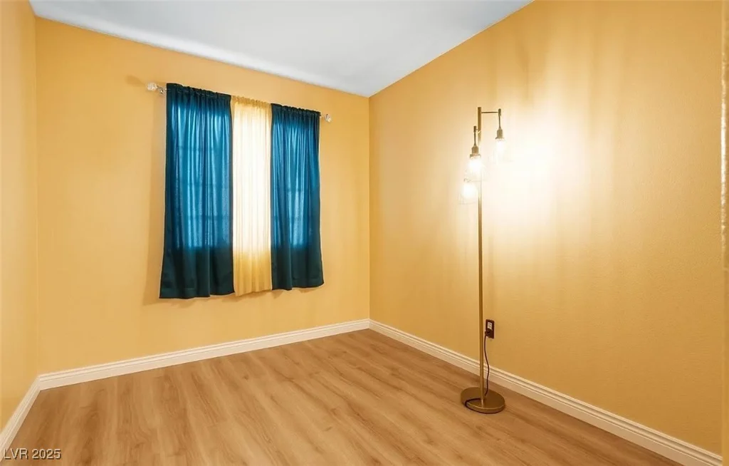 4314 Flaming Ridge, Las Vegas, NV 89147