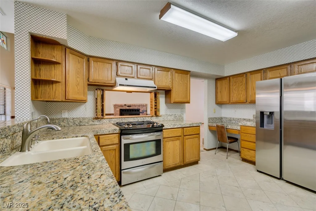 5505 Excelsior Springs, Las Vegas, NV 89130