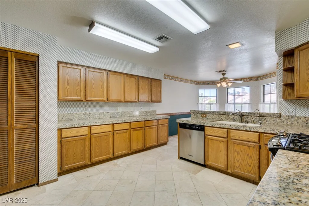 5505 Excelsior Springs, Las Vegas, NV 89130