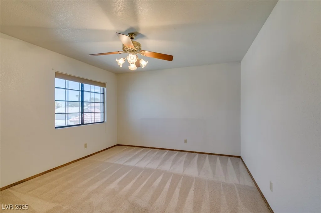 5505 Excelsior Springs, Las Vegas, NV 89130