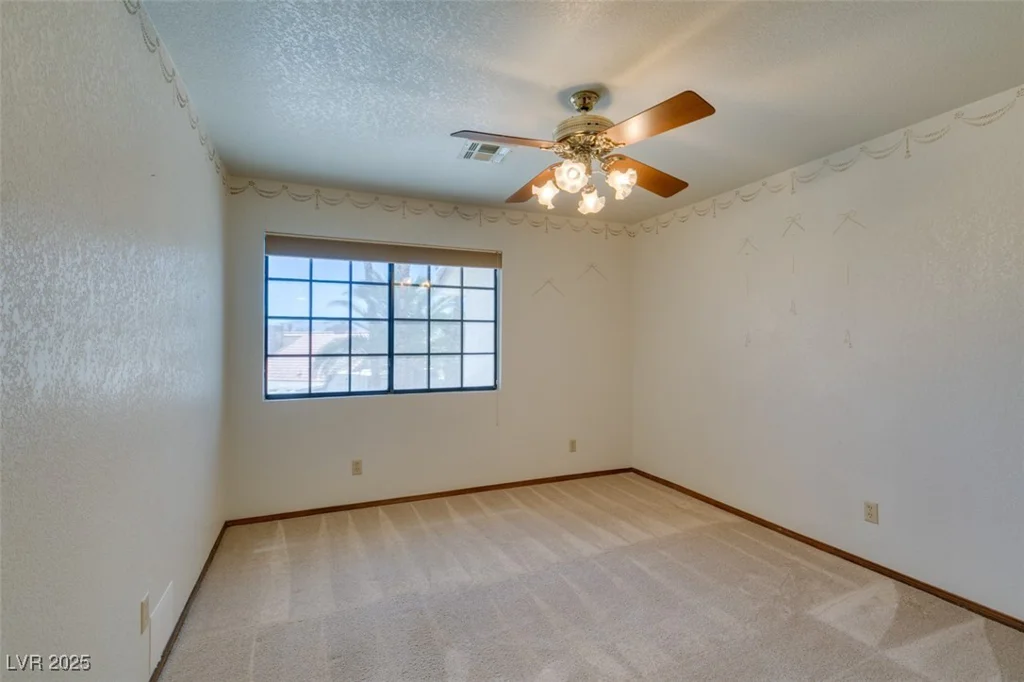 5505 Excelsior Springs, Las Vegas, NV 89130