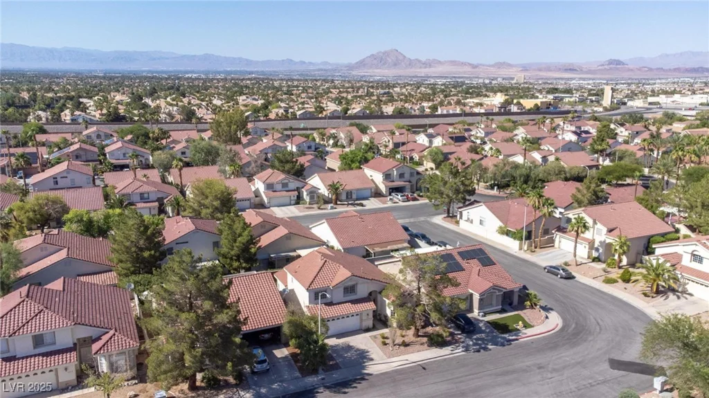 1910 Coyote Pass, Henderson, NV 89012