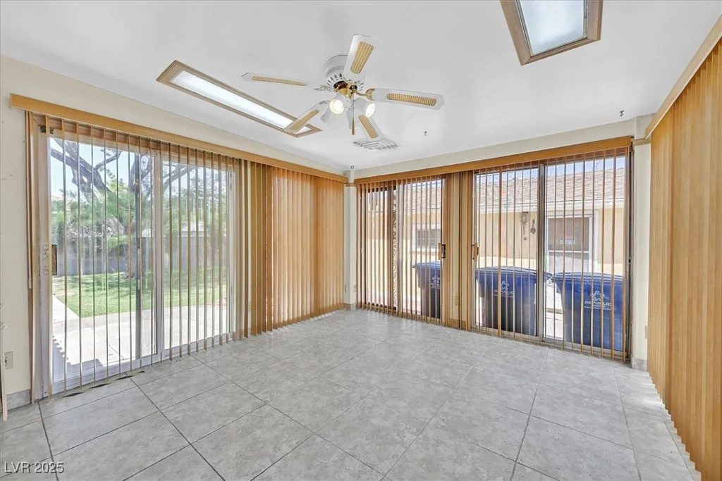 1331 Melville, Las Vegas, NV 89102