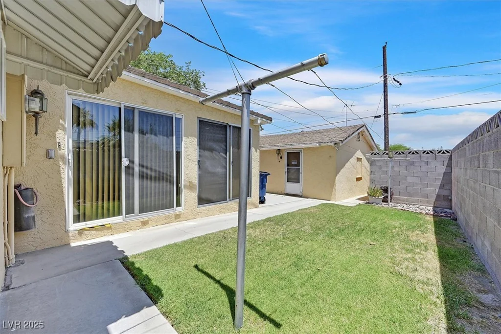 1331 Melville, Las Vegas, NV 89102