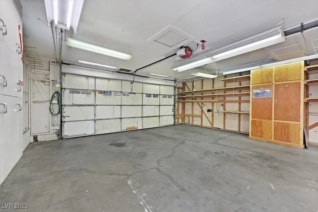 1331 Melville, Las Vegas, NV 89102