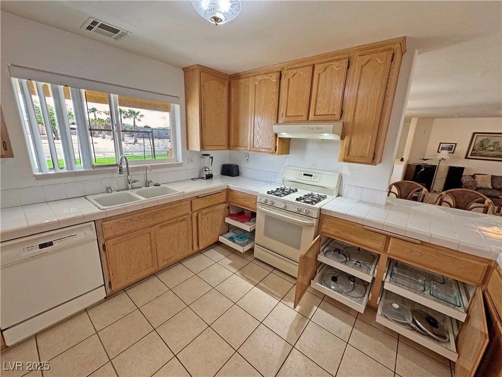 3110 National, Pahrump, NV 89048