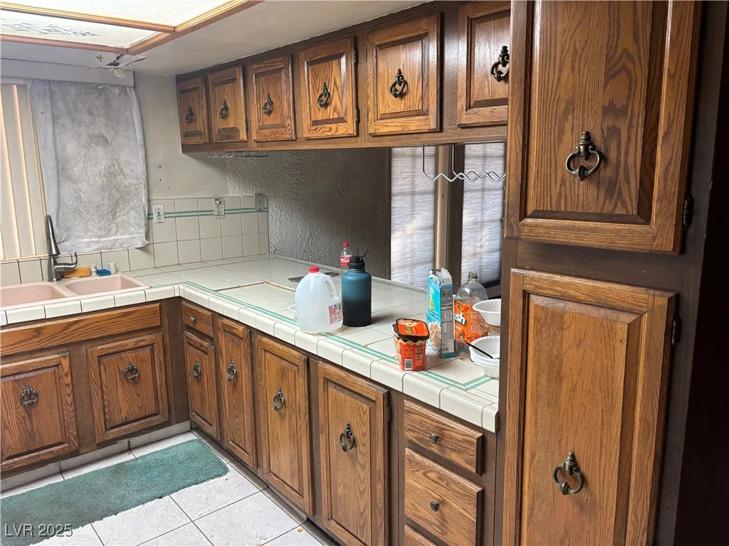 4928 Philadelphia, Las Vegas, NV 89104
