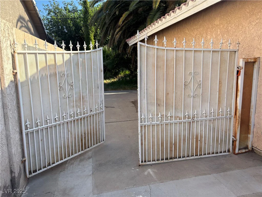4928 Philadelphia, Las Vegas, NV 89104