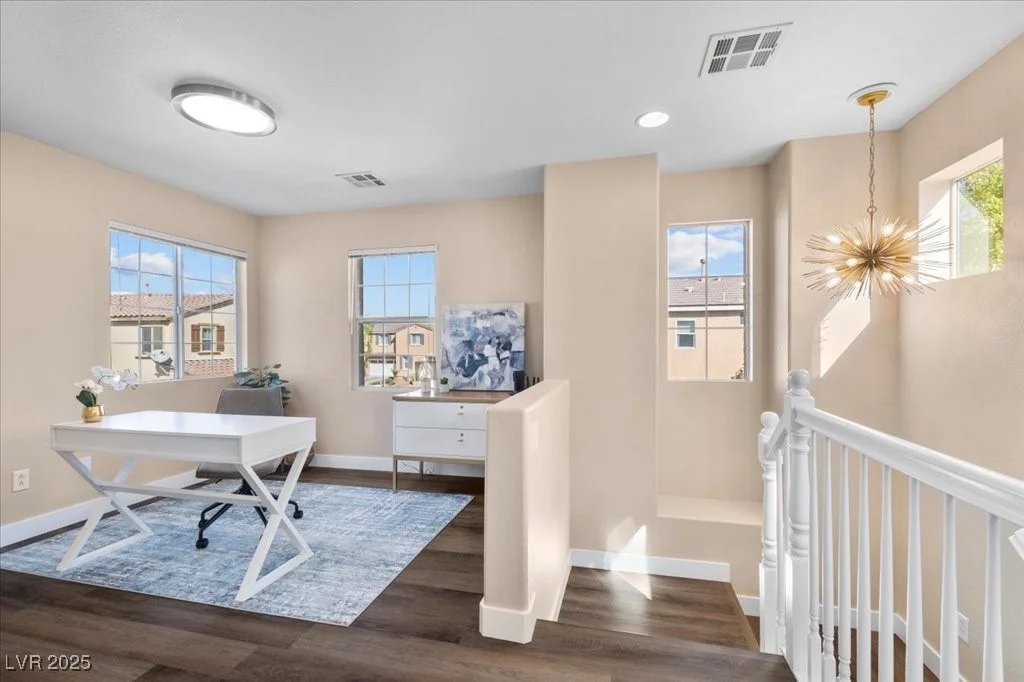 8353 Lower Trailhead, Las Vegas, NV 89113