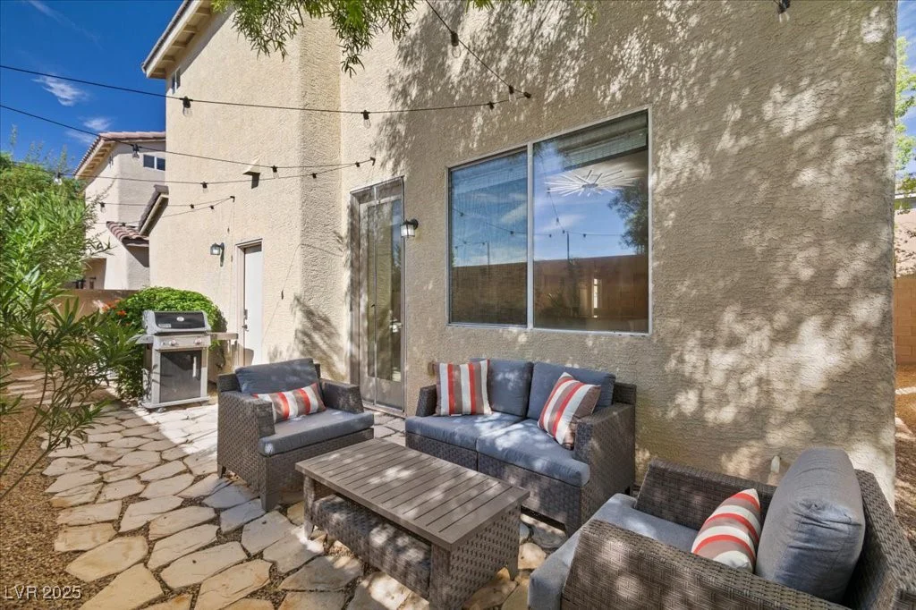 8353 Lower Trailhead, Las Vegas, NV 89113