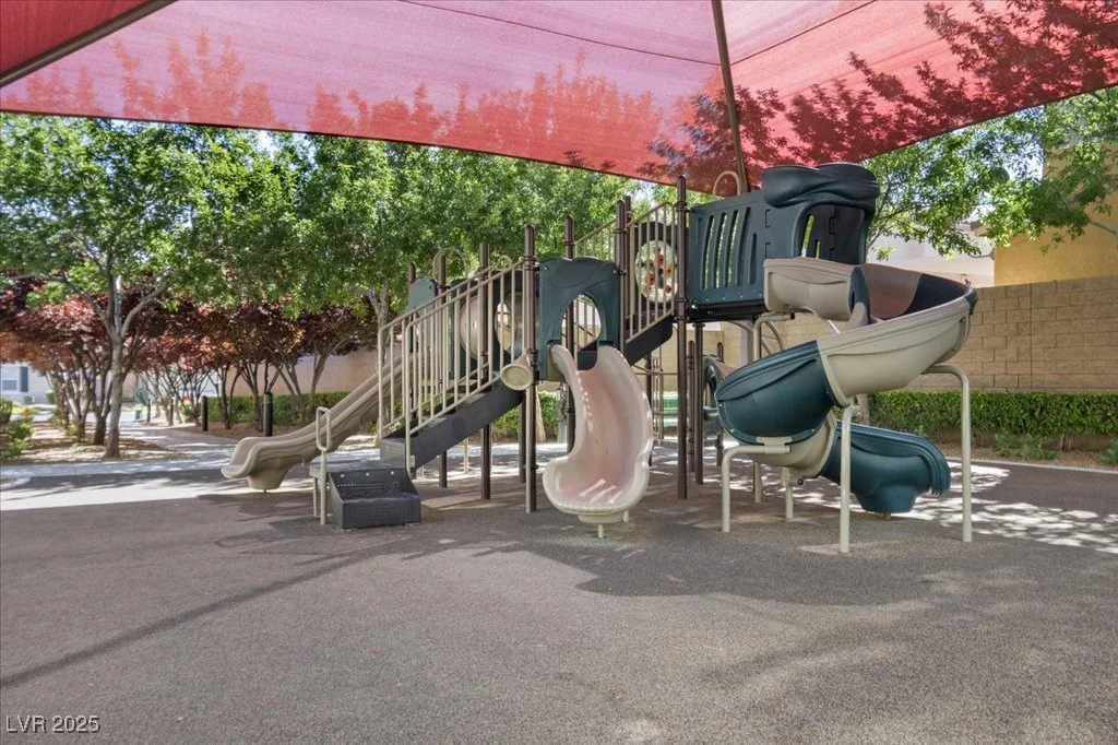 8353 Lower Trailhead, Las Vegas, NV 89113